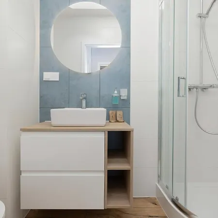 Lighthouse - Jantar *